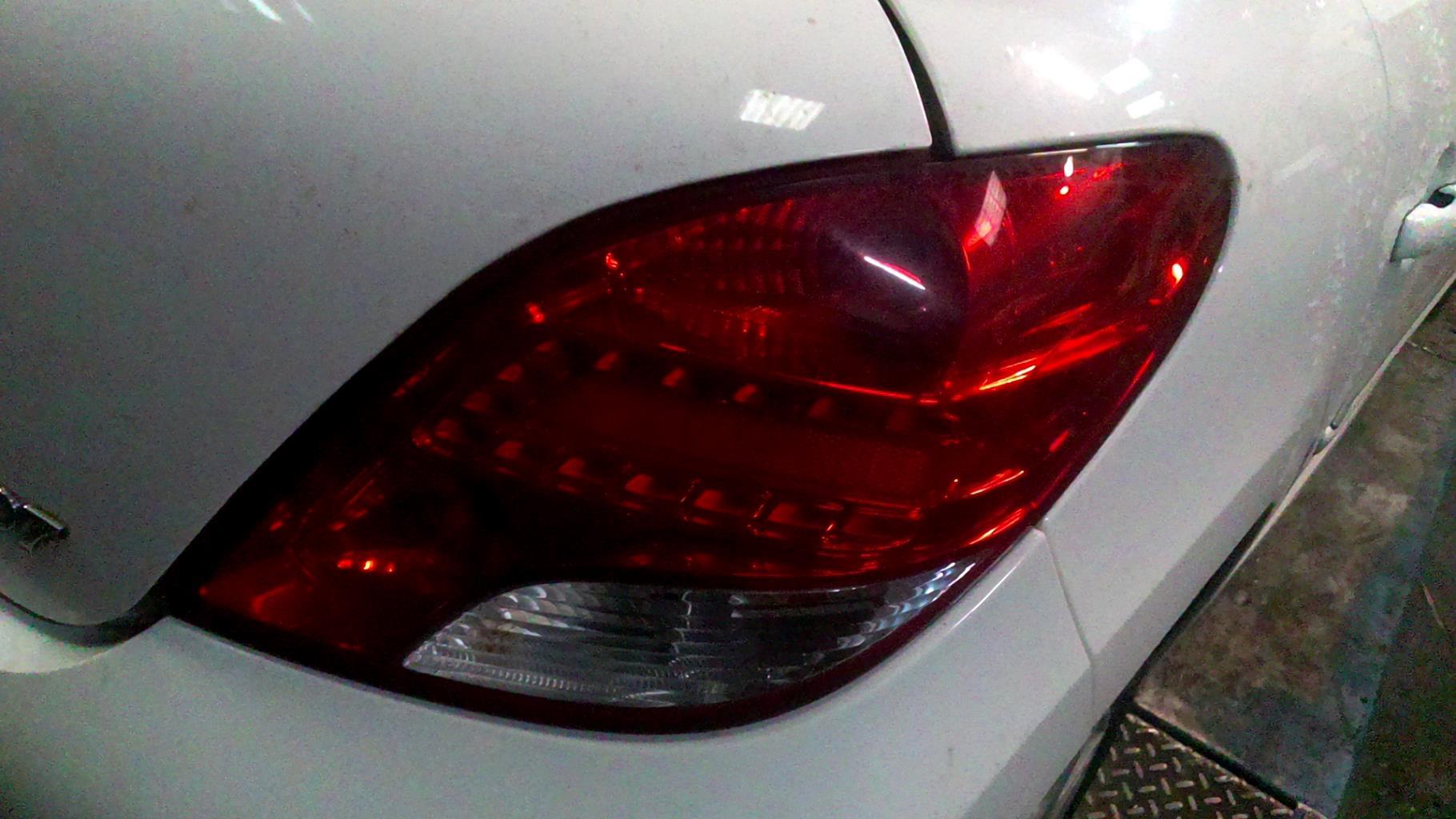 Fanale posteriore principale destro (luci) PEUGEOT 207 PHASE 2 Diésel - 1
