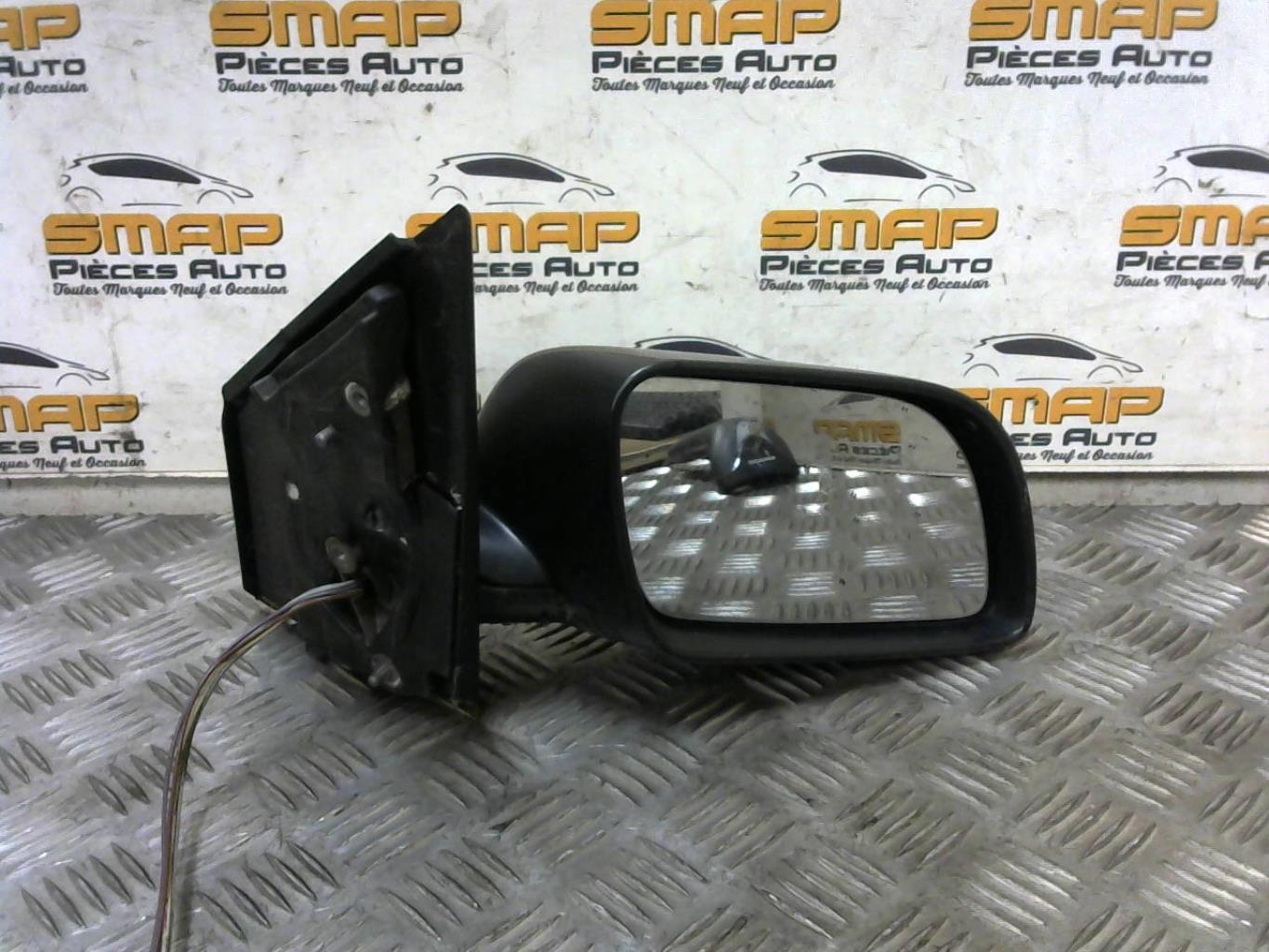 Specchietto retrovisore destro VOLKSWAGEN POLO 4 PHASE 1 Gasolina - 1