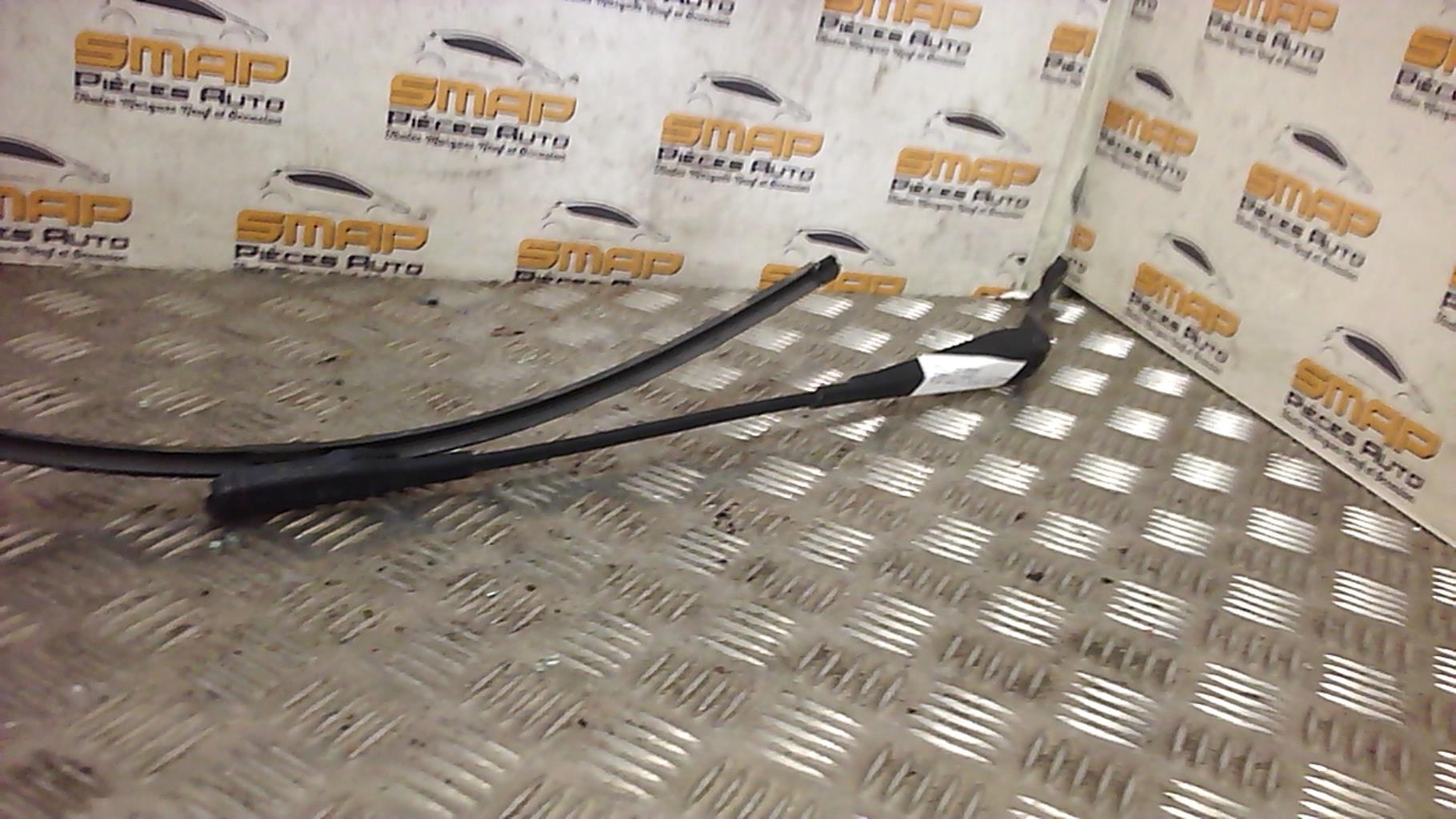 Braccio tergicristallo anteriore sinistro OPEL CORSA D PHASE 1 Diésel - 1
