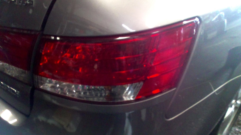 Fanale posteriore principale destro (luci) HYUNDAI SONATA 5 Diésel - 1