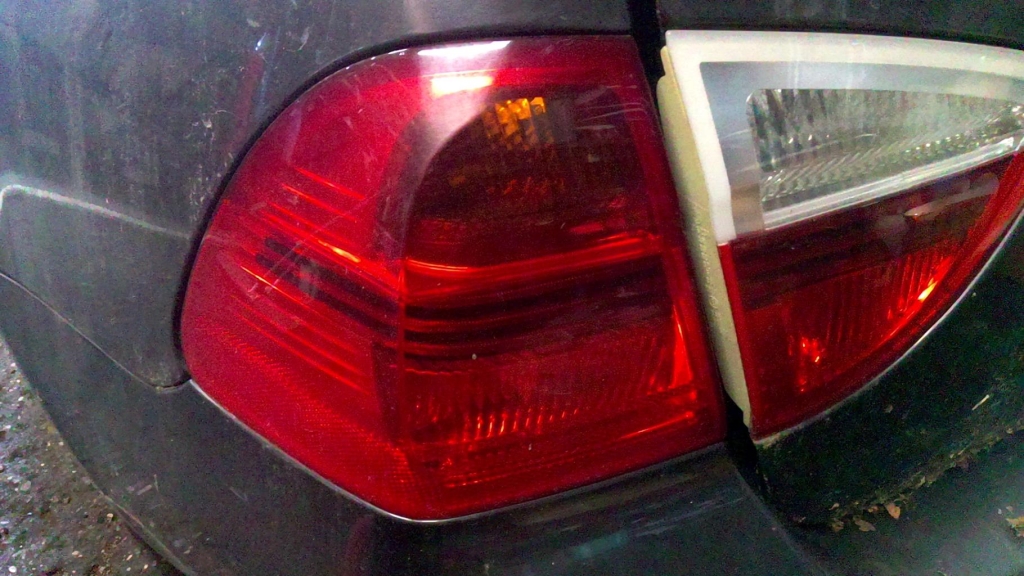Fanale posteriore principale sinistro (luci) BMW SERIE 3 E91 TOURING PHASE 1 BREAK Gasolina - 1