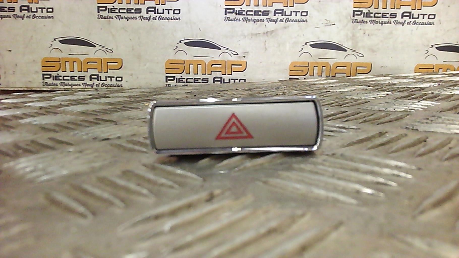 Interruttore luci emergenza FORD MONDEO 3 PHASE 1 Diésel - 1