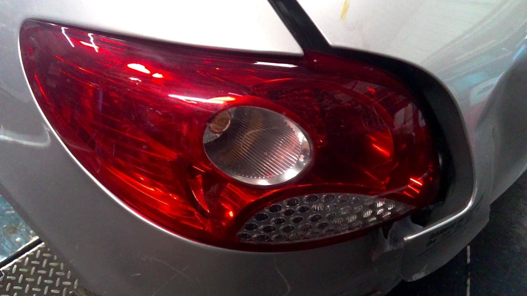 Fanale posteriore principale sinistro (luci) PEUGEOT 206+ Gasolina - 1