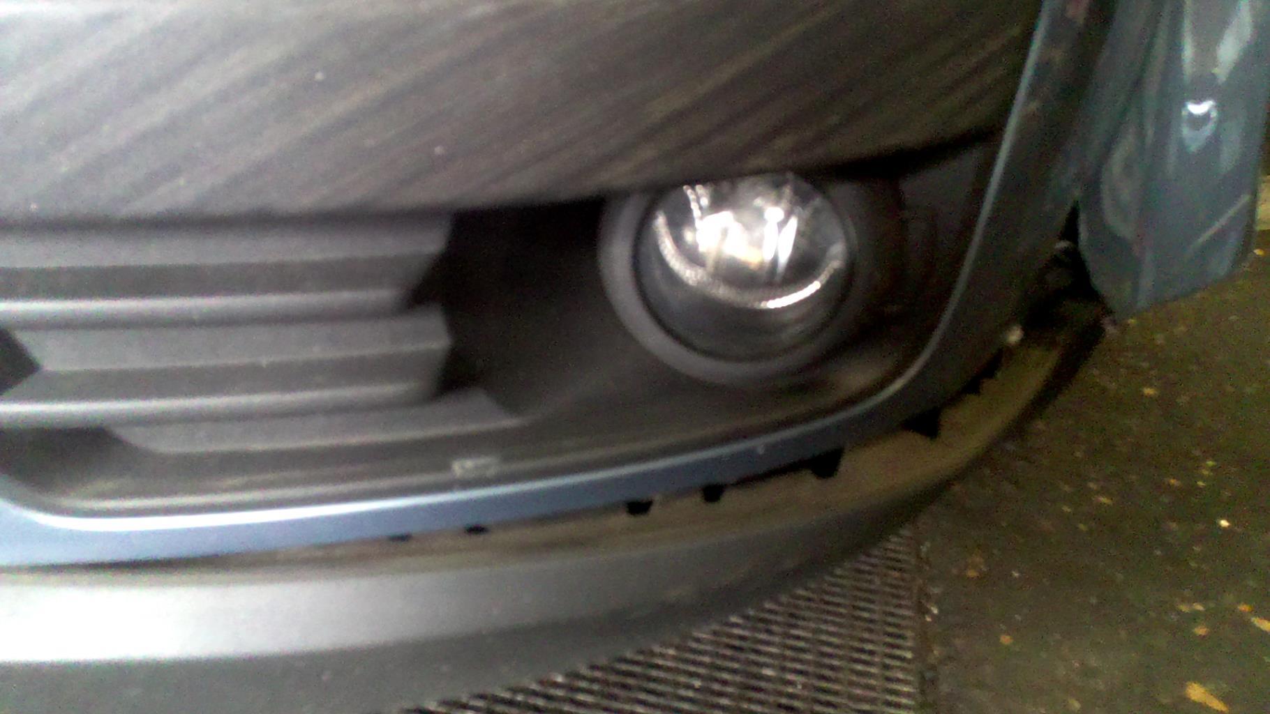 Fendinebbia sinistro (luce) FORD C-MAX 1 PHASE 1 Diésel - 1
