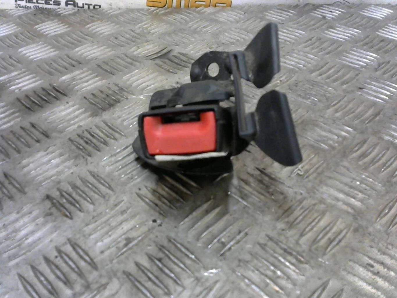 Aggancio cintura sicurezza posteriore destro AUDI A4 3 PHASE 1 Diésel - 1