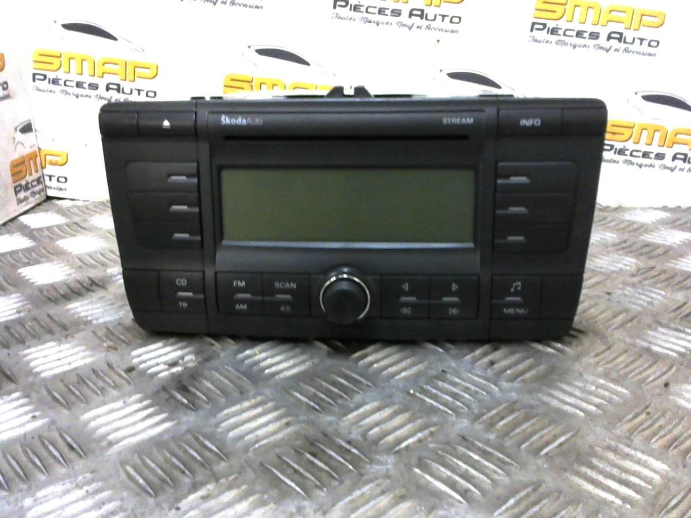 Autoradio SKODA OCTAVIA 2 PHASE 1 Diésel - 1