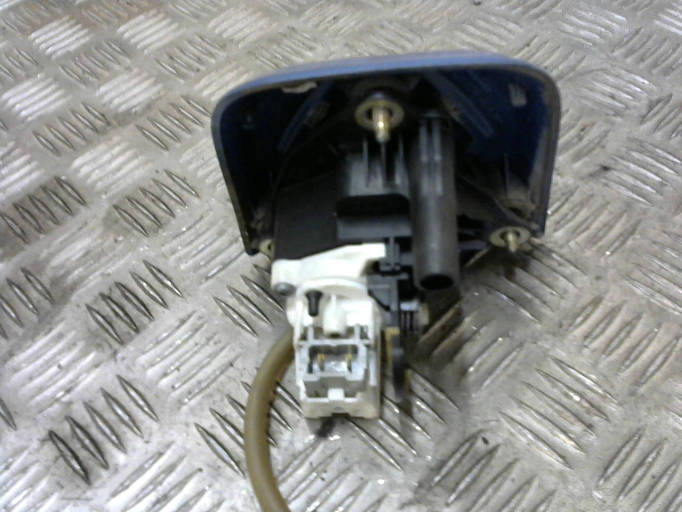 Botón del maletero RENAULT CLIO 2 PHASE 2 Diésel - 1