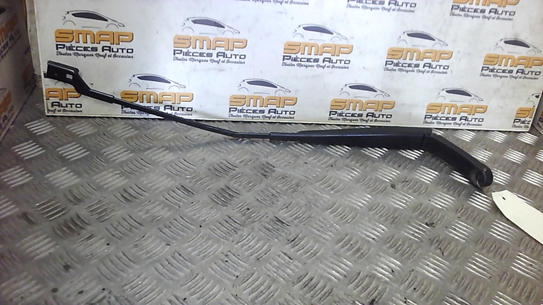 Braccio tergicristallo anteriore sinistro VOLKSWAGEN GOLF 6 Diésel - 1