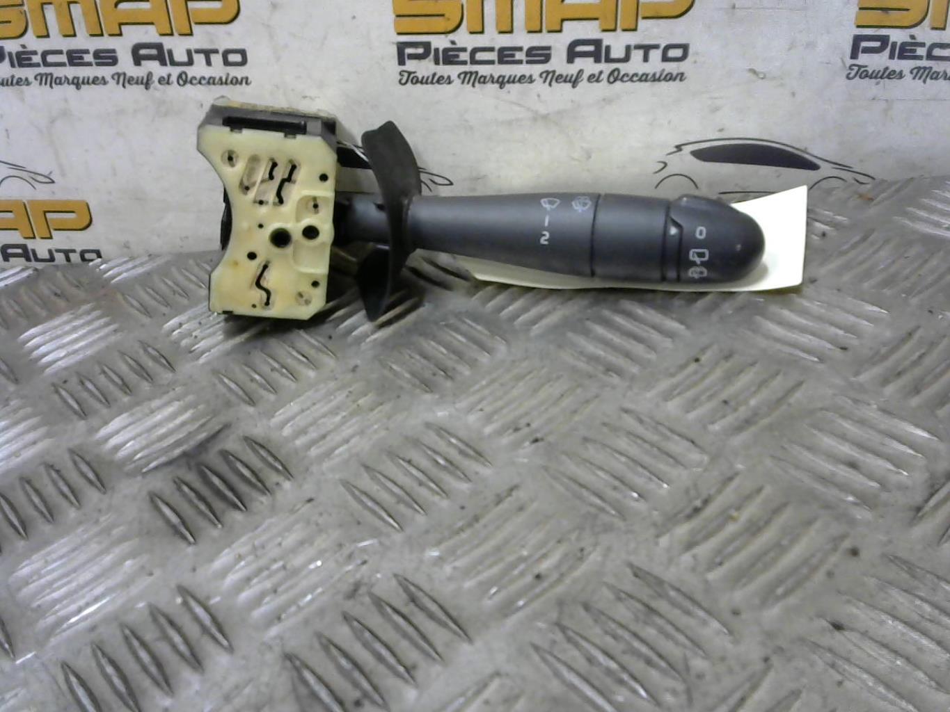 Devio tergicristalli RENAULT CLIO 2 PHASE 1 Gasolina - 1