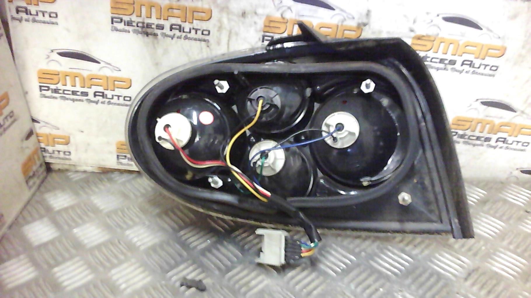 Fanale posteriore principale destro (luci) RENAULT MEGANE 1 PHASE 2 COUPE Diésel - 1