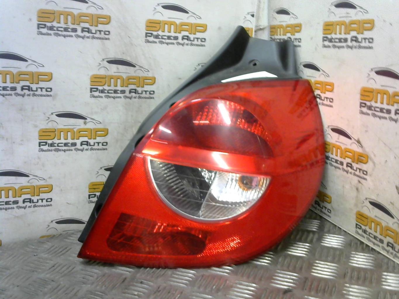 Fanale posteriore principale destro (luci) RENAULT CLIO 3 PHASE 2 Diésel - 1