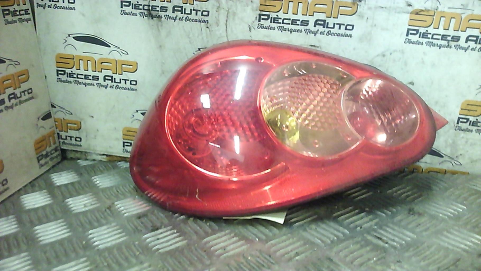 Fanale posteriore principale sinistro (luci) TOYOTA AYGO 1 PHASE 1 Gasolina - 1