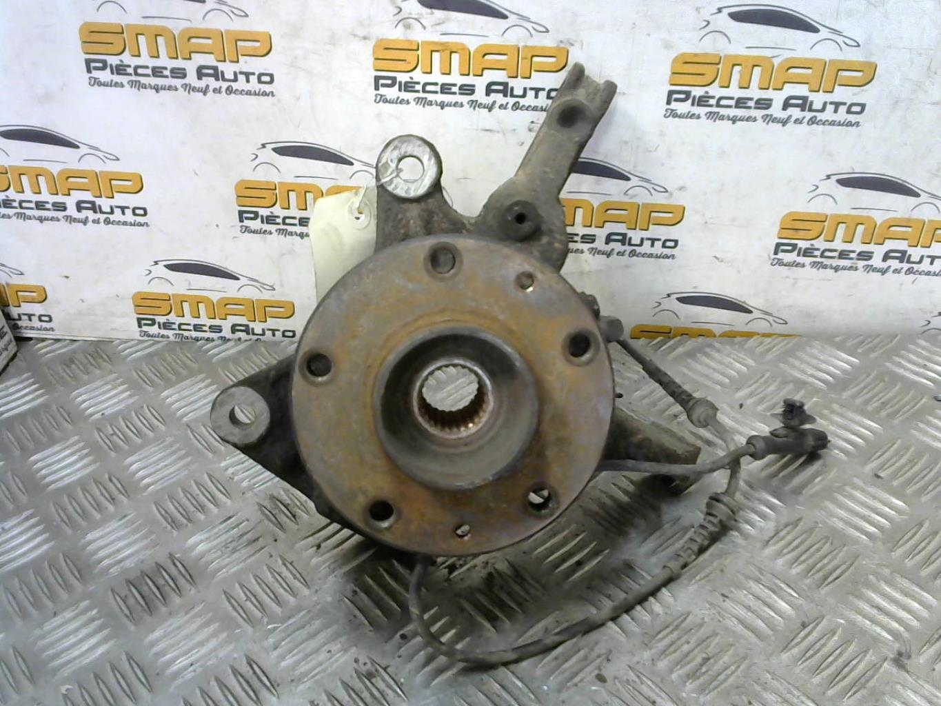 Fusee avant gauche DACIA DUSTER 1 PHASE 1 Diesel - 1