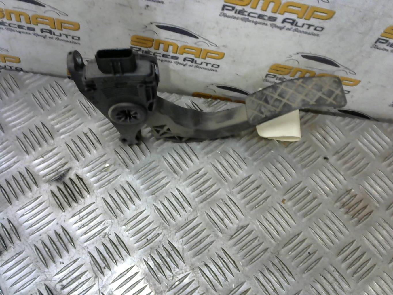 Pedale acceleratore AUDI A4 3 PHASE 1 Diésel - 1