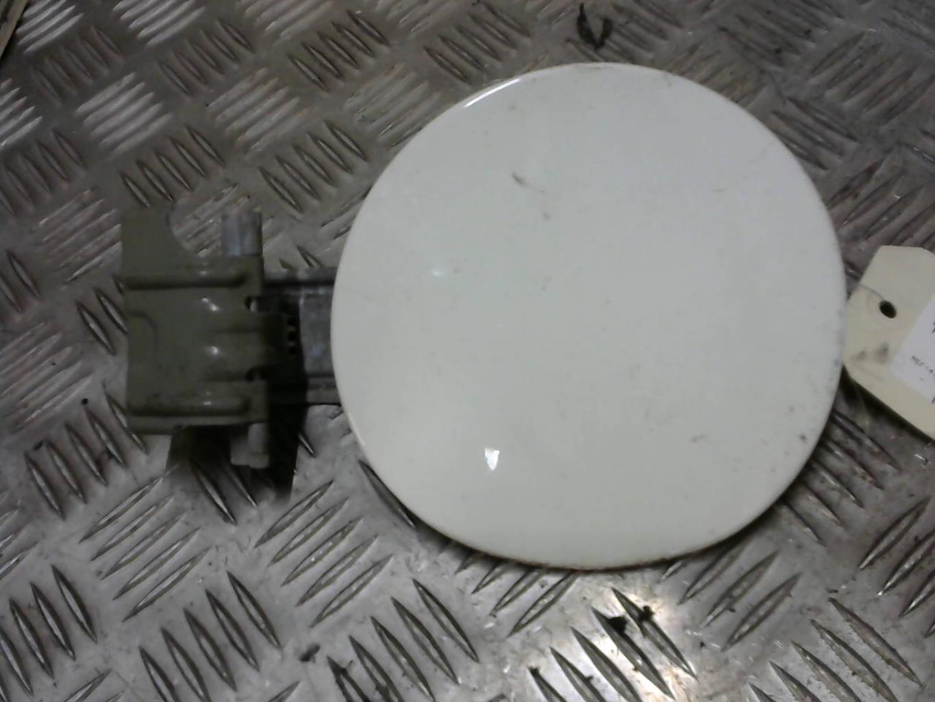 Trappe d'essence TOYOTA AYGO 2 PHASE 1 Essence - 1