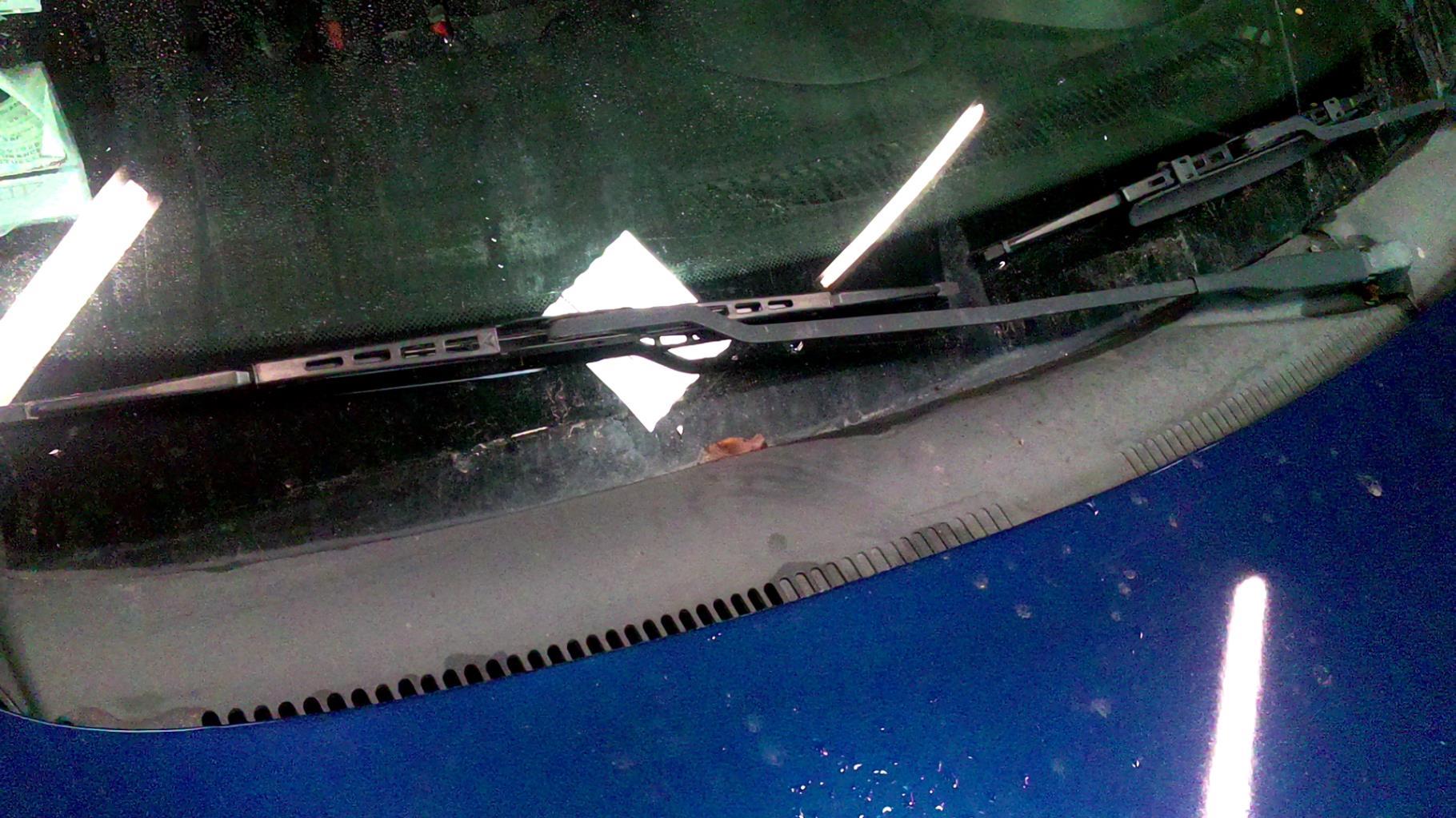 Braccio tergicristallo anteriore destro OPEL CORSA C PHASE 2 Diésel - 1