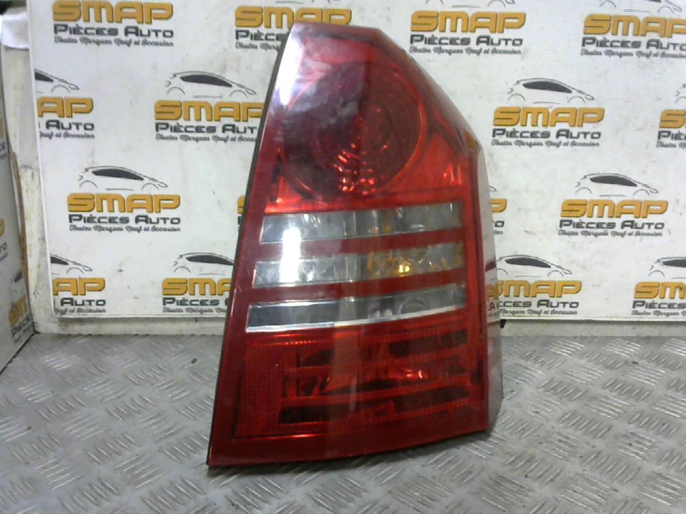 Fanale posteriore principale destro (luci) CHRYSLER 300C PHASE 1 Diésel - 1