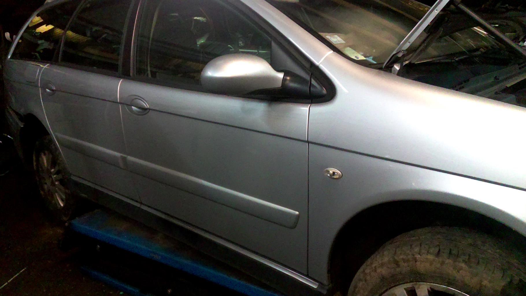 Porte avant droit CITROEN C5 1 PHASE 2 BREAK Diesel - 1