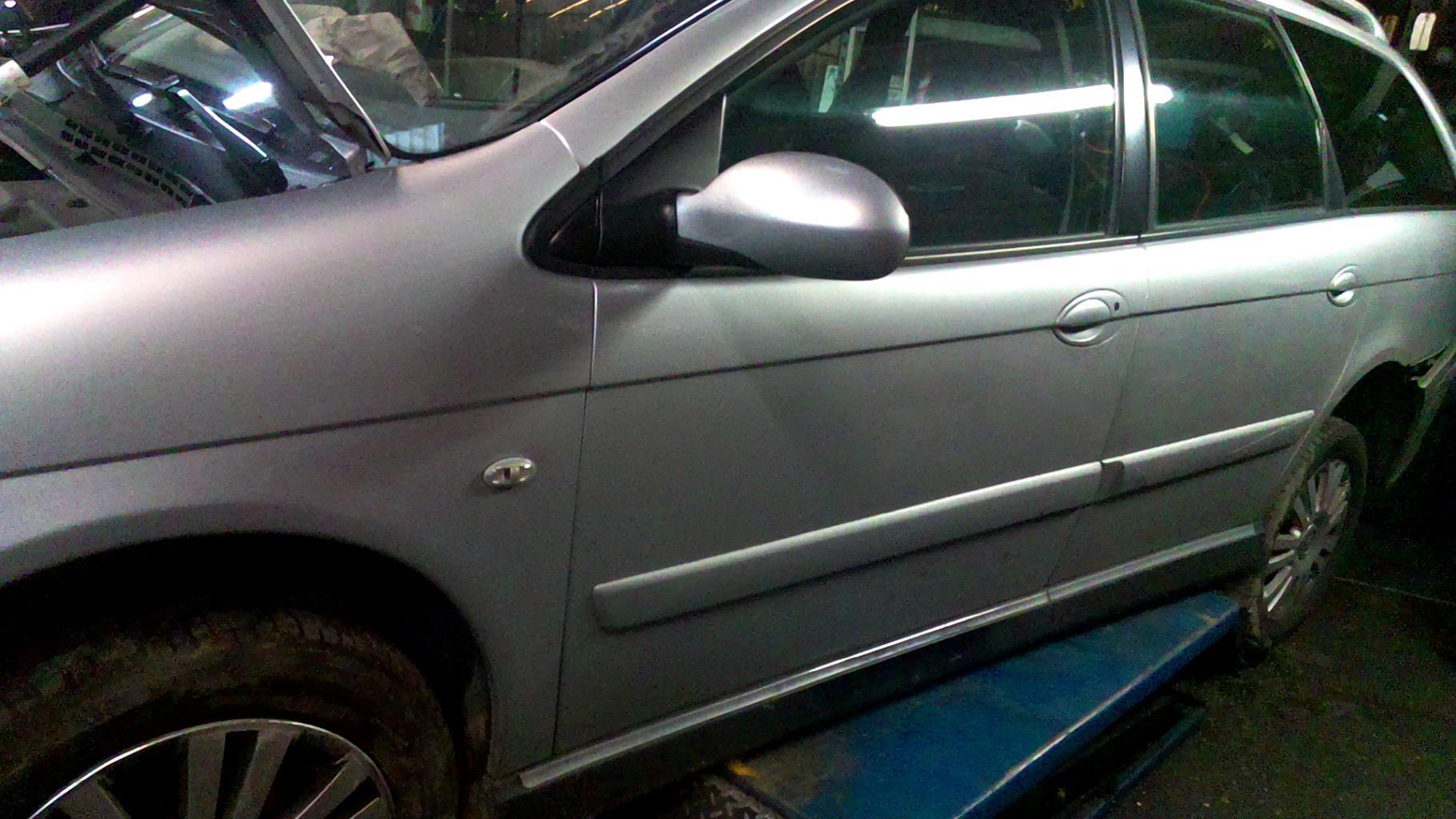 Porte avant gauche CITROEN C5 1 PHASE 2 BREAK Diesel - 1