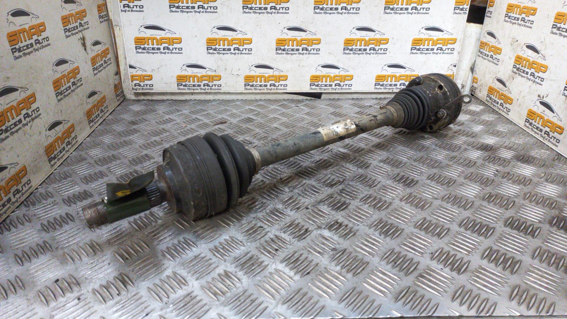 Giunto cardanico albero di trasmissione destro MERCEDES VITO 639  - 1