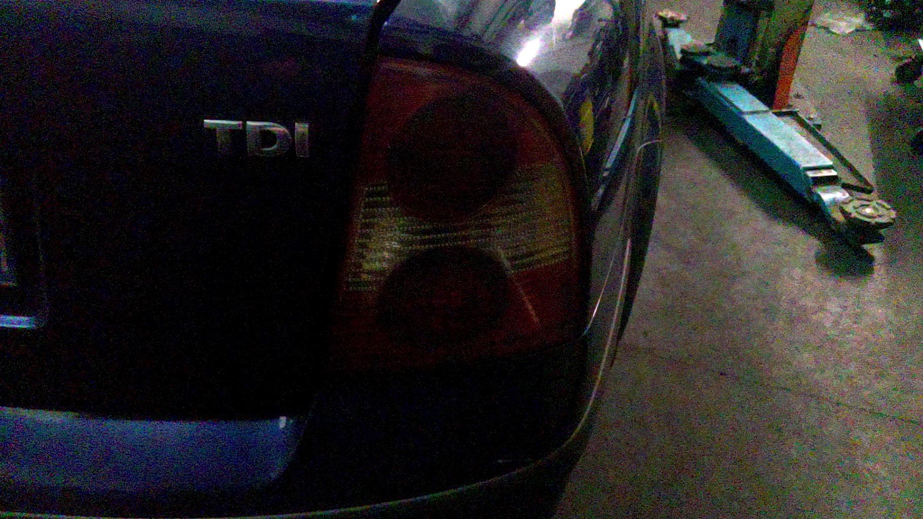 Fanale posteriore principale destro (luci) VOLKSWAGEN PASSAT 4 PHASE 2 Diésel - 1