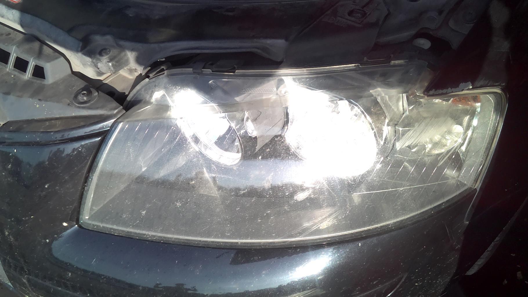 Gruppo ottico anteriore principale sinistro (luci)(faro) AUDI A3 2 SPORTBACK PHASE 1 Diésel - 1