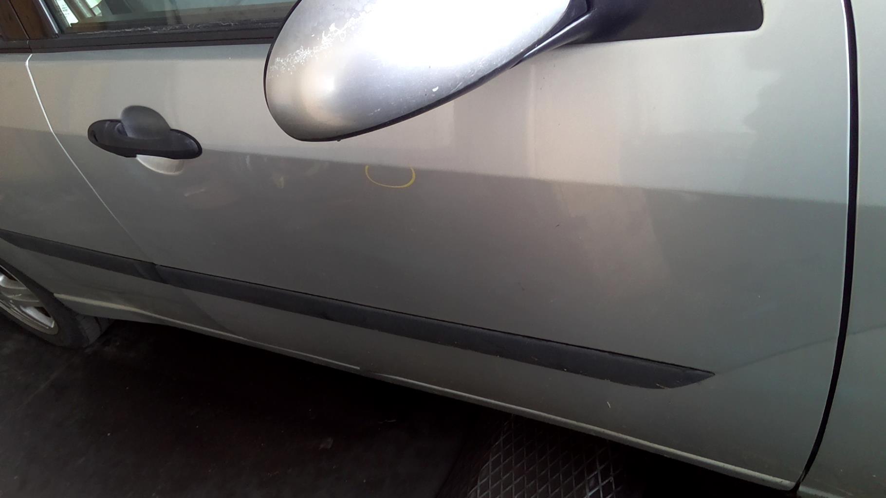 Porte avant droit FORD FOCUS 1 BREAK Diesel - 1