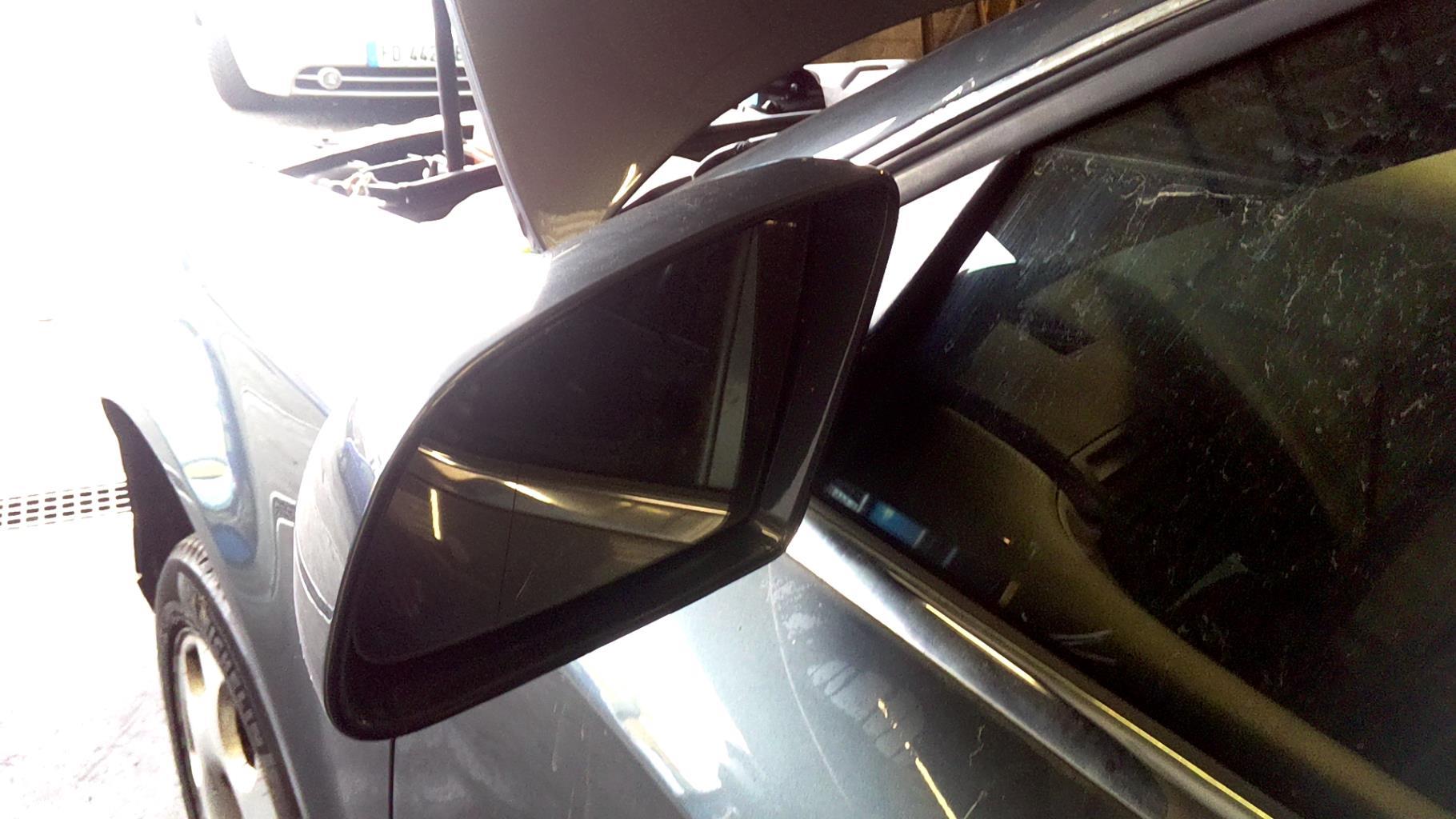 Retrovisor izquierdo AUDI A4 2 PHASE 1 Diésel - 1