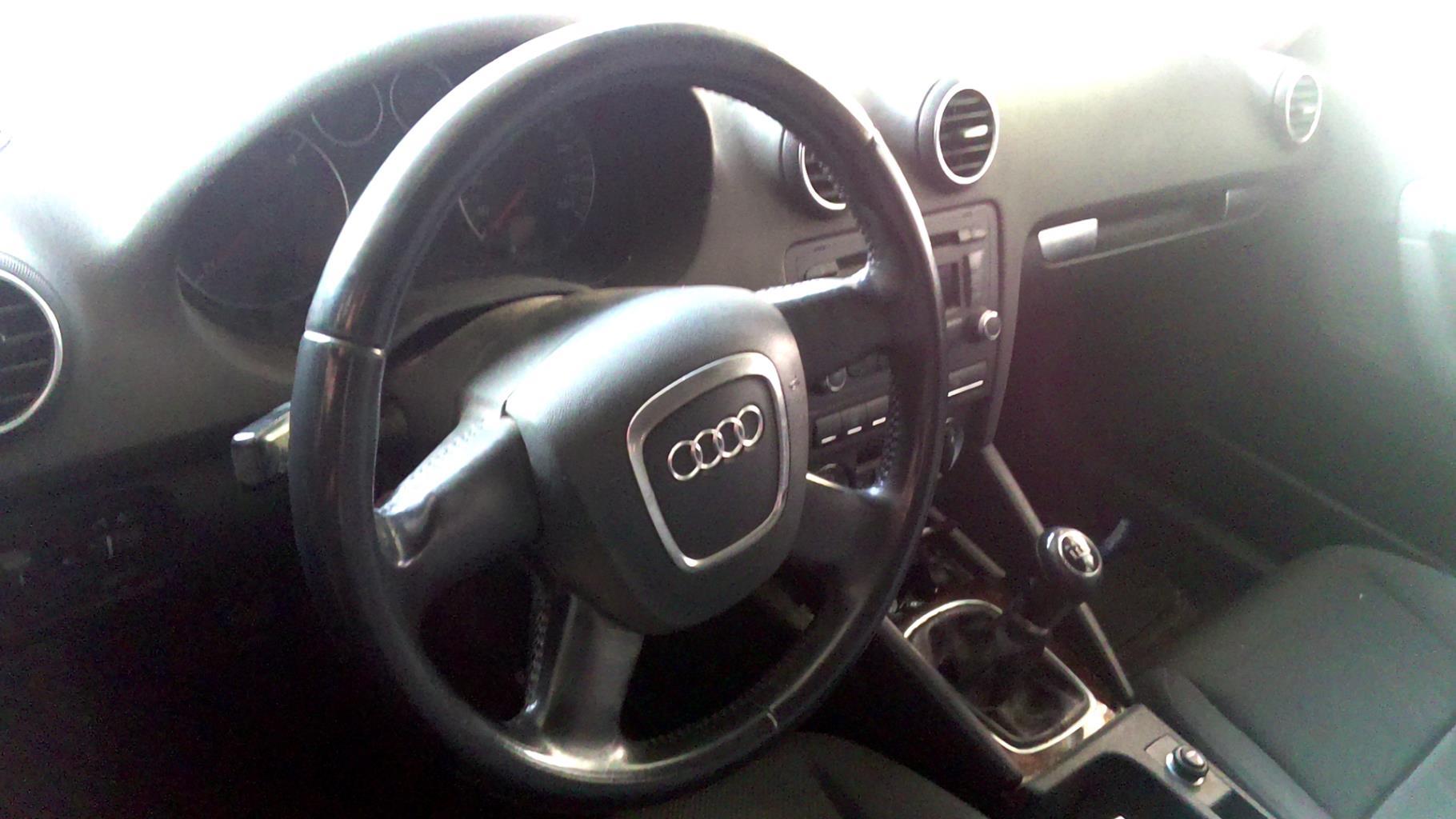 Volant AUDI A3 2 SPORTBACK PHASE 1 Diesel - 1