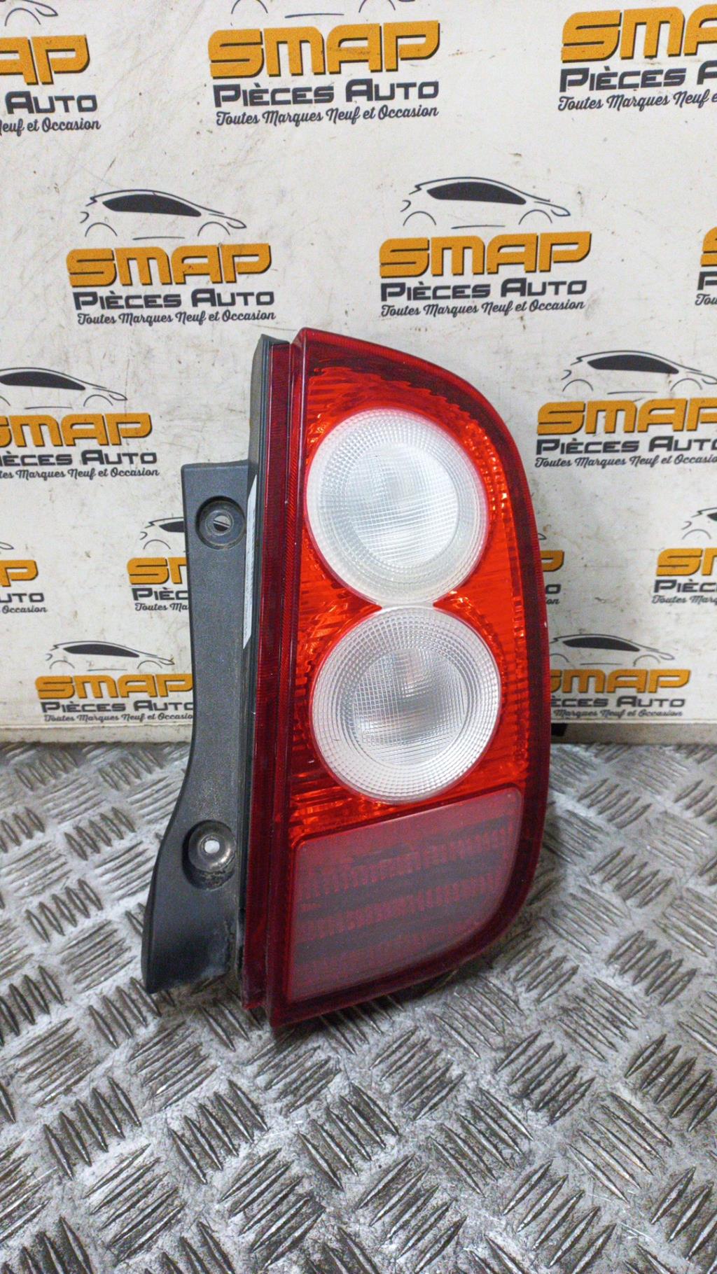 Fanale posteriore principale destro (luci) NISSAN MICRA 3 PHASE 1 Gasolina - 1