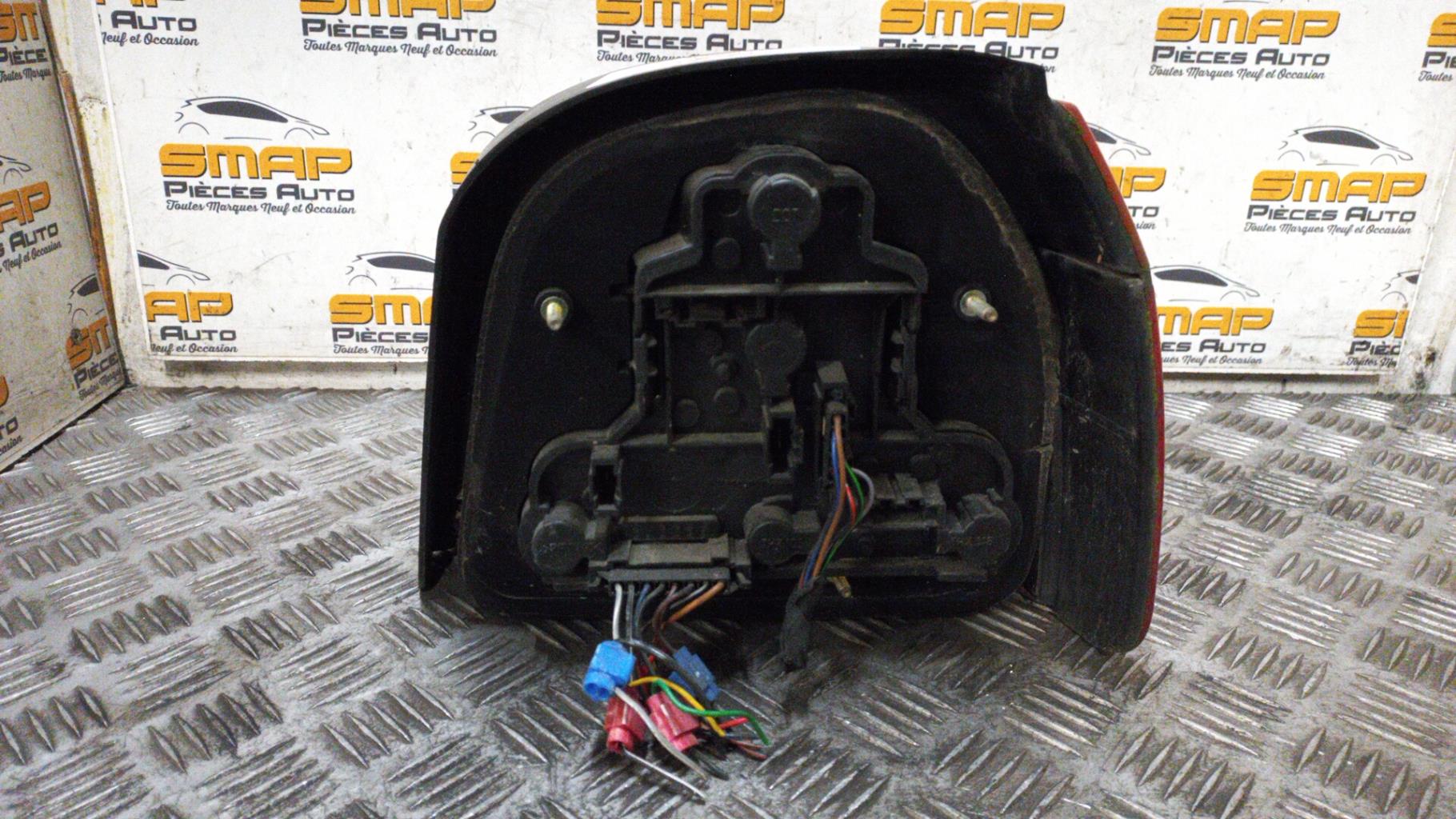 Fanale posteriore principale sinistro (luci) VOLKSWAGEN GOLF 3 Diésel - 1
