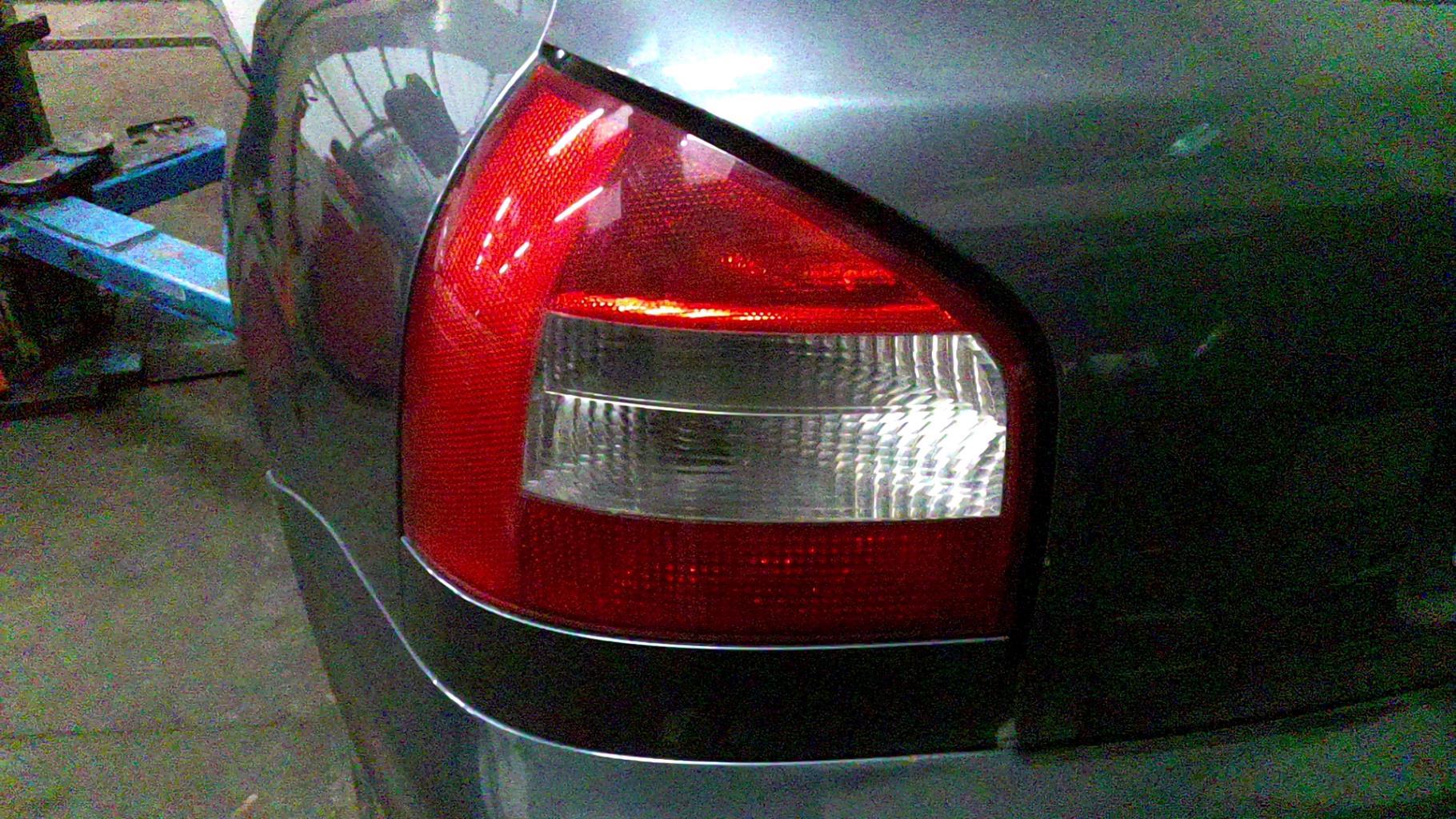 Fanale posteriore principale sinistro (luci) AUDI A3 1 PHASE 2 Diésel - 1