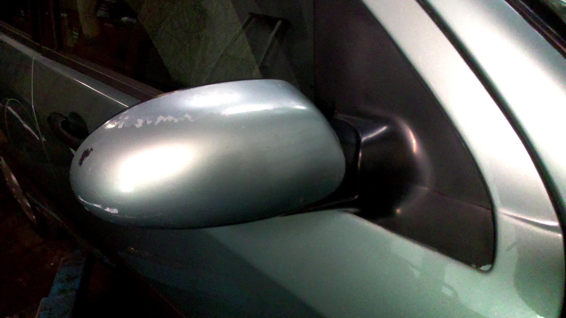 Retrovisor derecho FORD FOCUS 1 Gasolina - 1