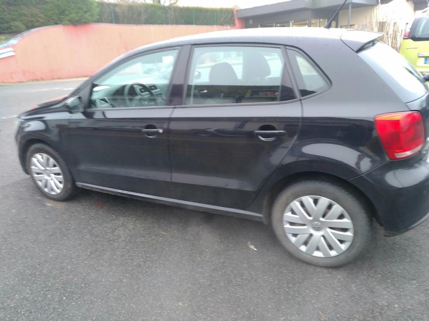 Essieu arriere VOLKSWAGEN POLO 5 PHASE 1 Essence - 1
