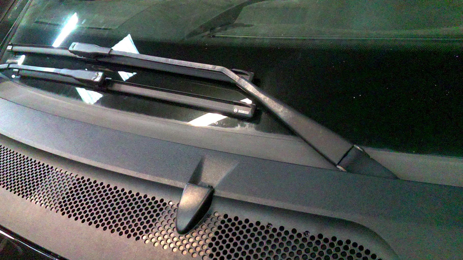 Braccio tergicristallo anteriore sinistro MERCEDES CLASSE A 169 PHASE 2 Diésel - 1