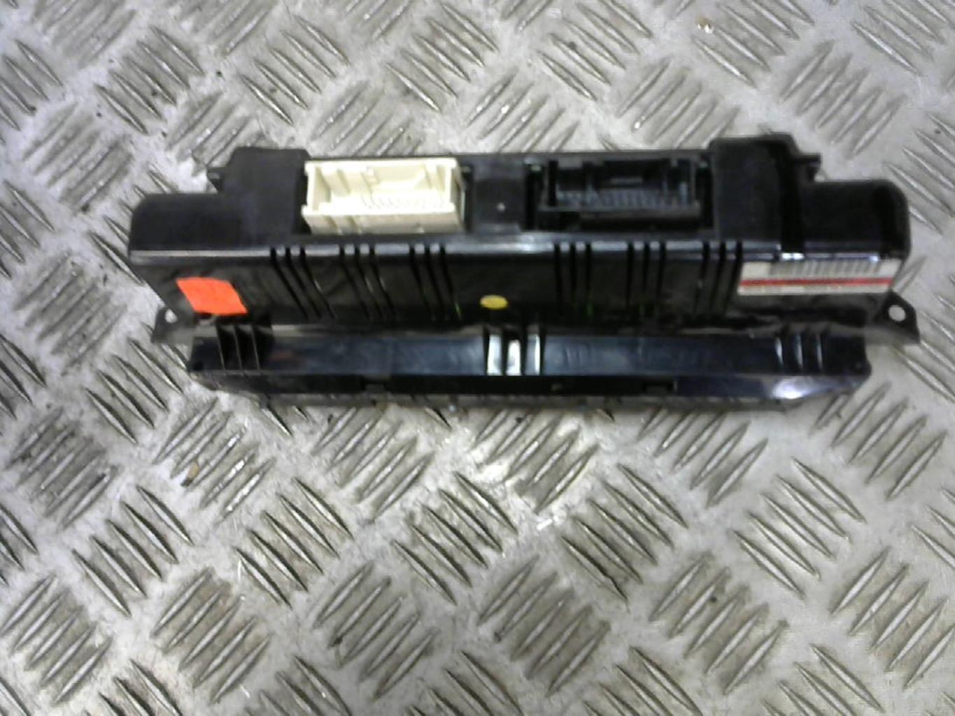 Commande chauffage FORD FOCUS 2 PHASE 1 Diesel - 1