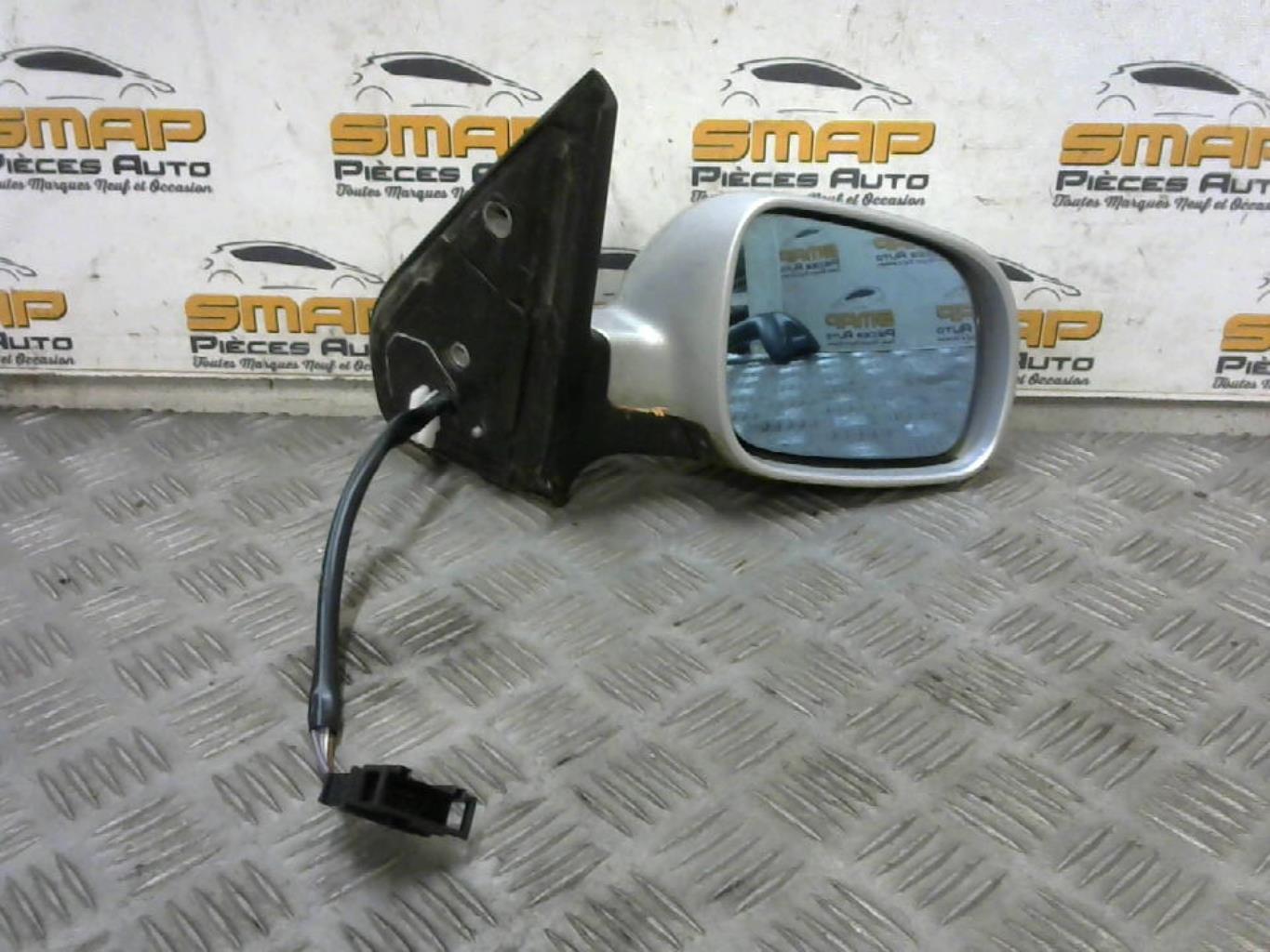 Specchietto retrovisore destro VOLKSWAGEN GOLF 4 Diésel - 1