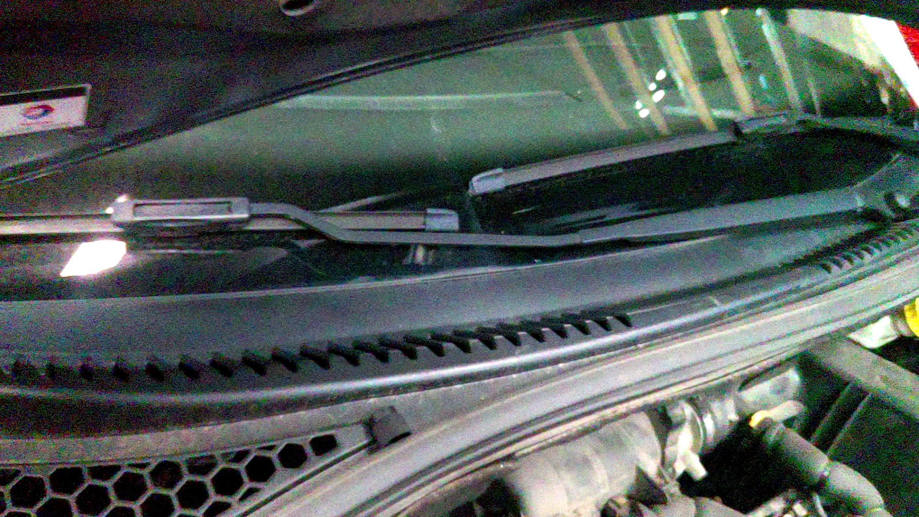 Braccio tergicristallo anteriore destro CITROEN C3 2 PHASE 1 Gasolina - 1
