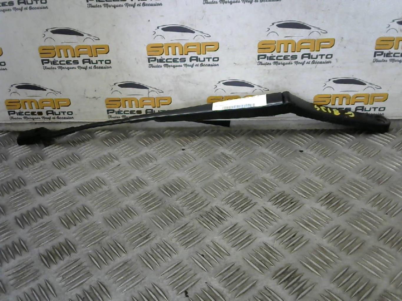 Braccio tergicristallo anteriore sinistro VOLKSWAGEN GOLF 6 Diésel - 1