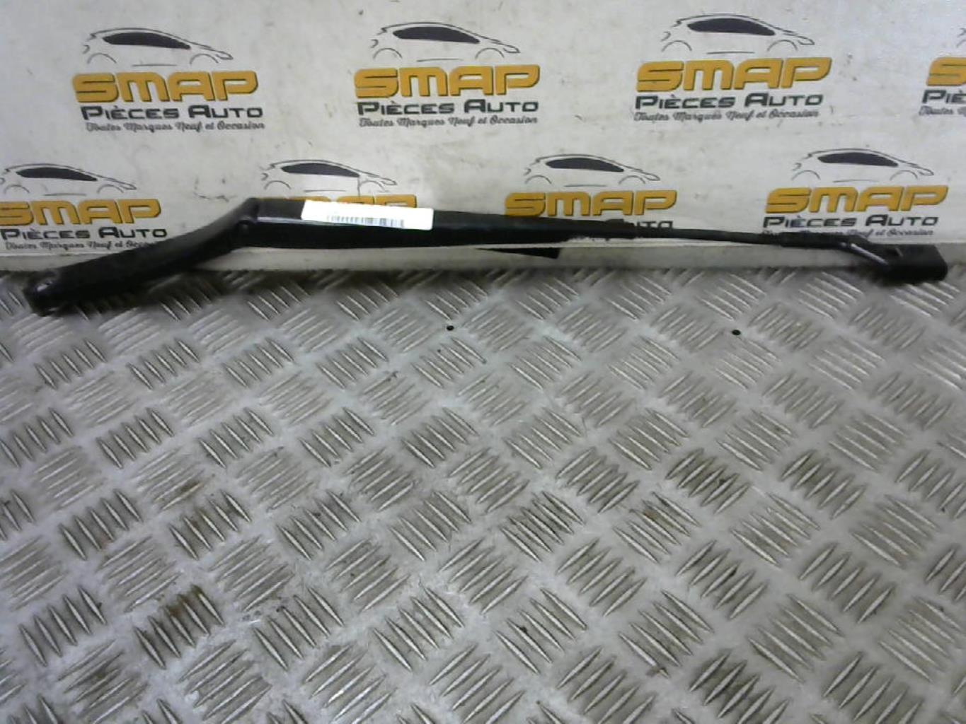 Braccio tergicristallo anteriore sinistro VOLKSWAGEN GOLF 6 Diésel - 1