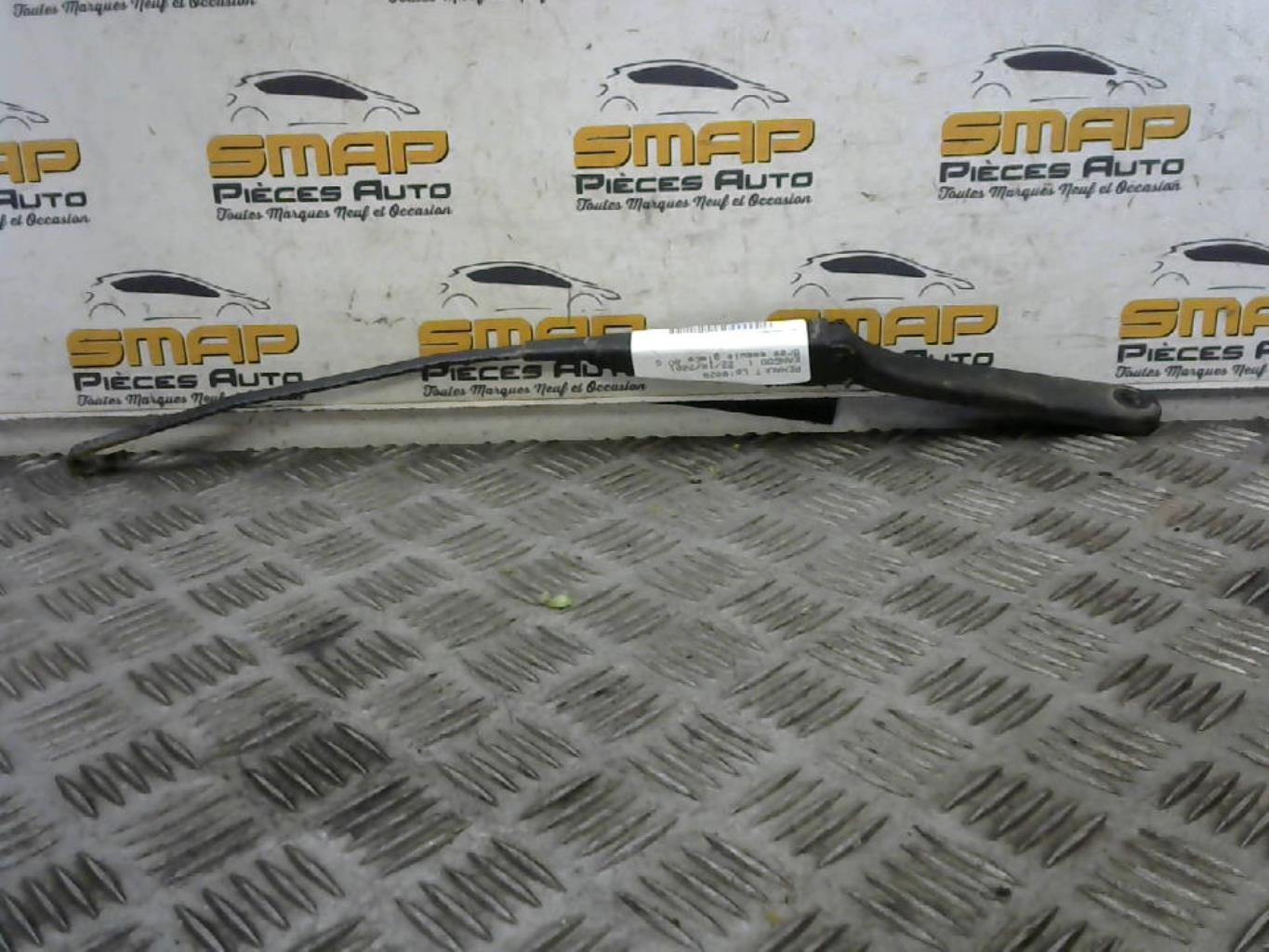 Braccio tergicristallo anteriore sinistro RENAULT KANGOO 1 PHASE 1 Diésel - 1