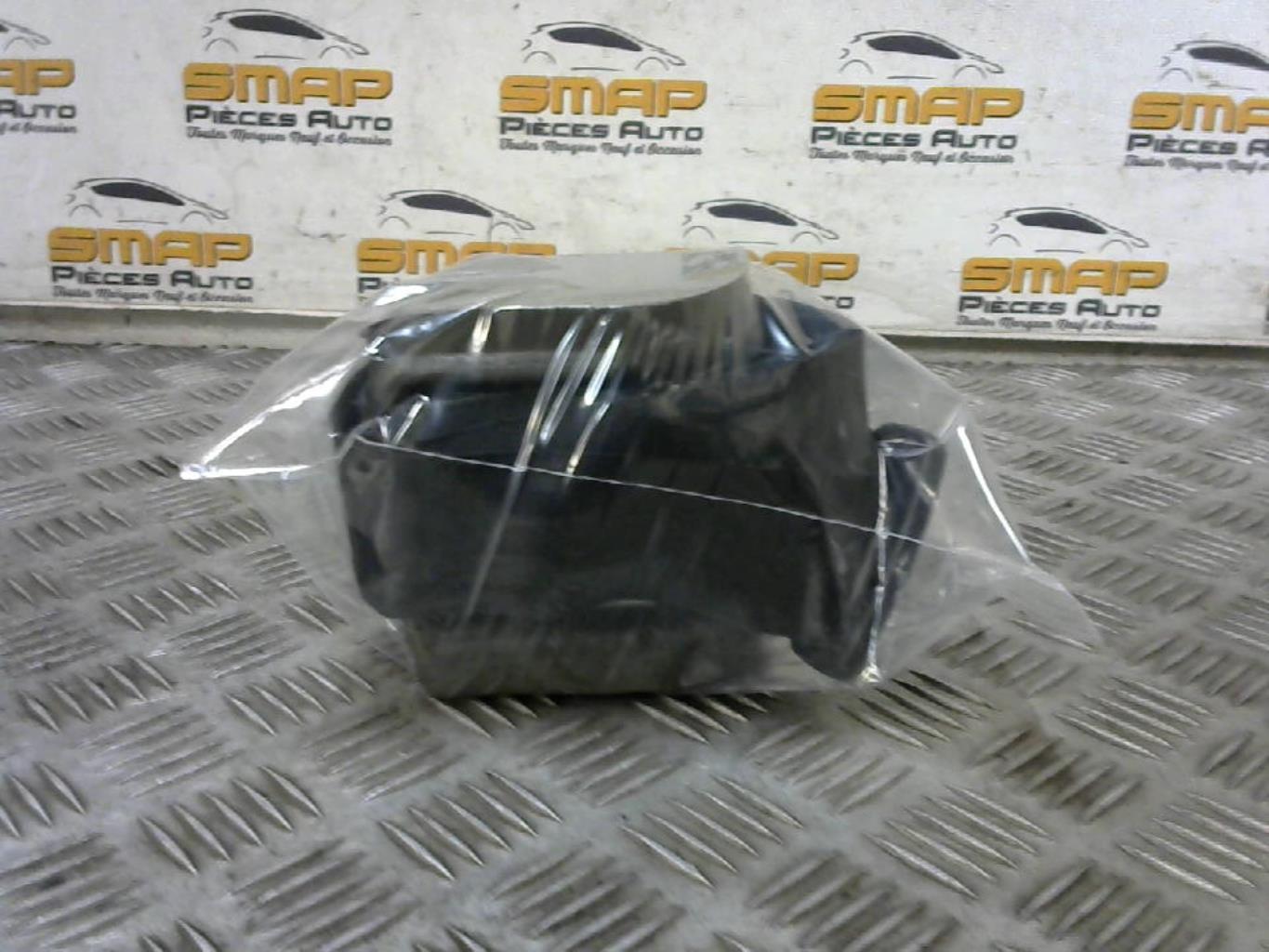Ceinture arriere gauche AUDI A4 3 PHASE 1 Diesel - 1