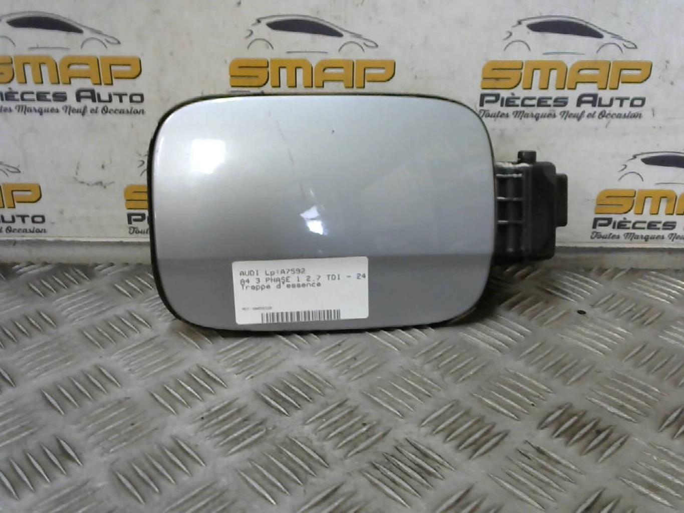 Trappe d'essence AUDI A4 3 PHASE 1 Diesel - 1