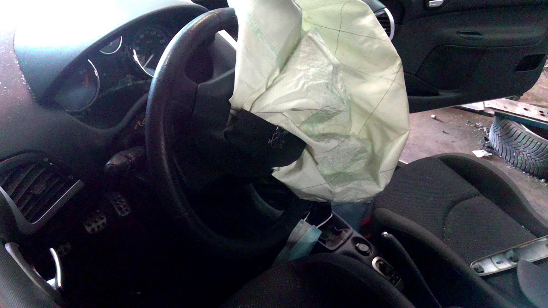 Volante PEUGEOT 206+ Gasolina - 1