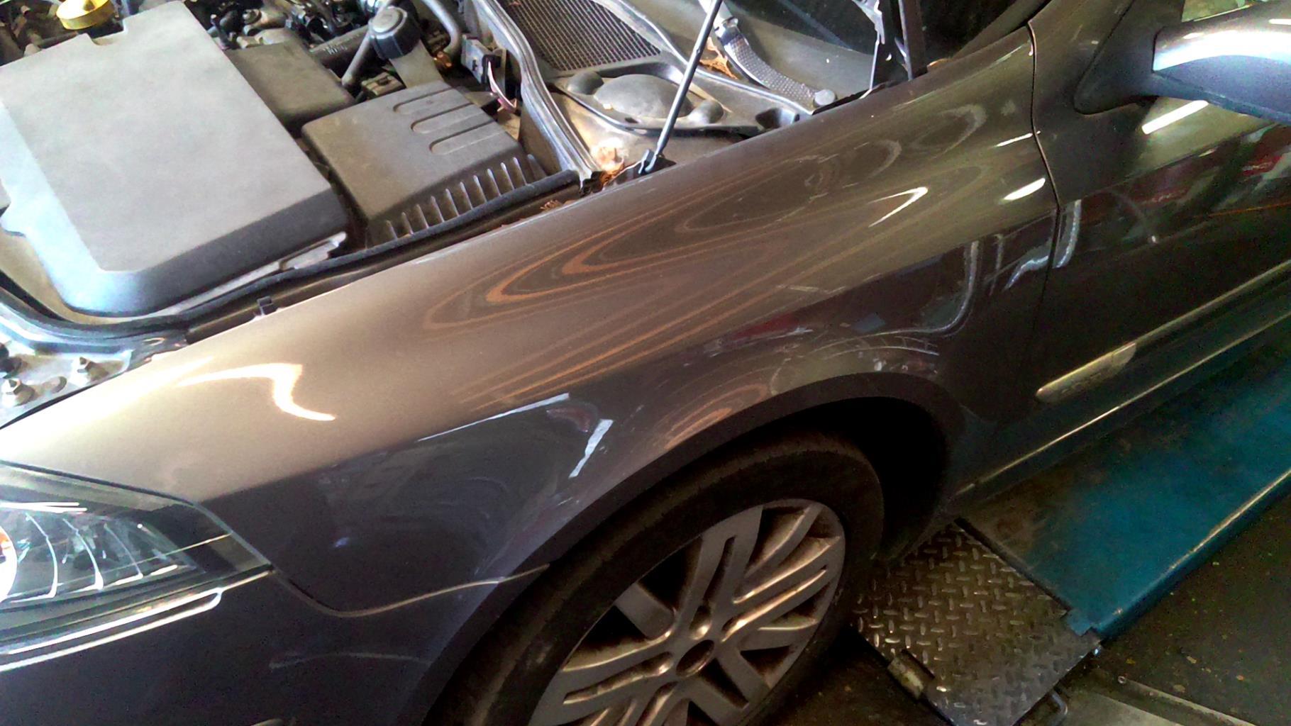 Aile avant gauche RENAULT LAGUNA 2 PHASE 2 BREAK Diesel - 1