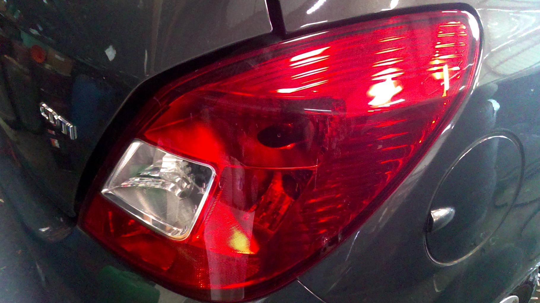 Fanale posteriore principale destro (luci) OPEL CORSA D PHASE 2 Diésel - 1