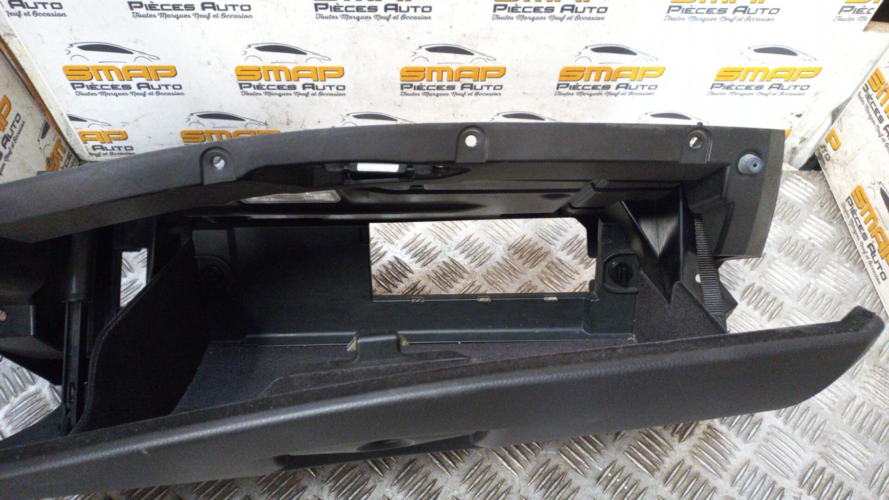 Boite a gants BMW SERIE 5 E60 PHASE 2 Diesel - 1