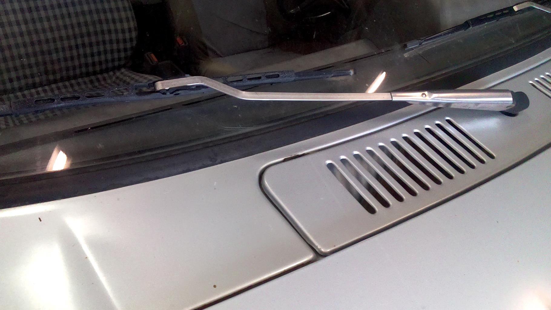 Braccio tergicristallo anteriore destro NISSAN MICRA 1 PHASE 3 Gasolina - 1