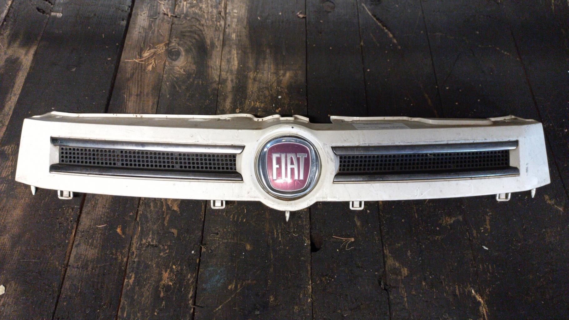 Calandre FIAT PANDA 2 PHASE 1 Essence - 1