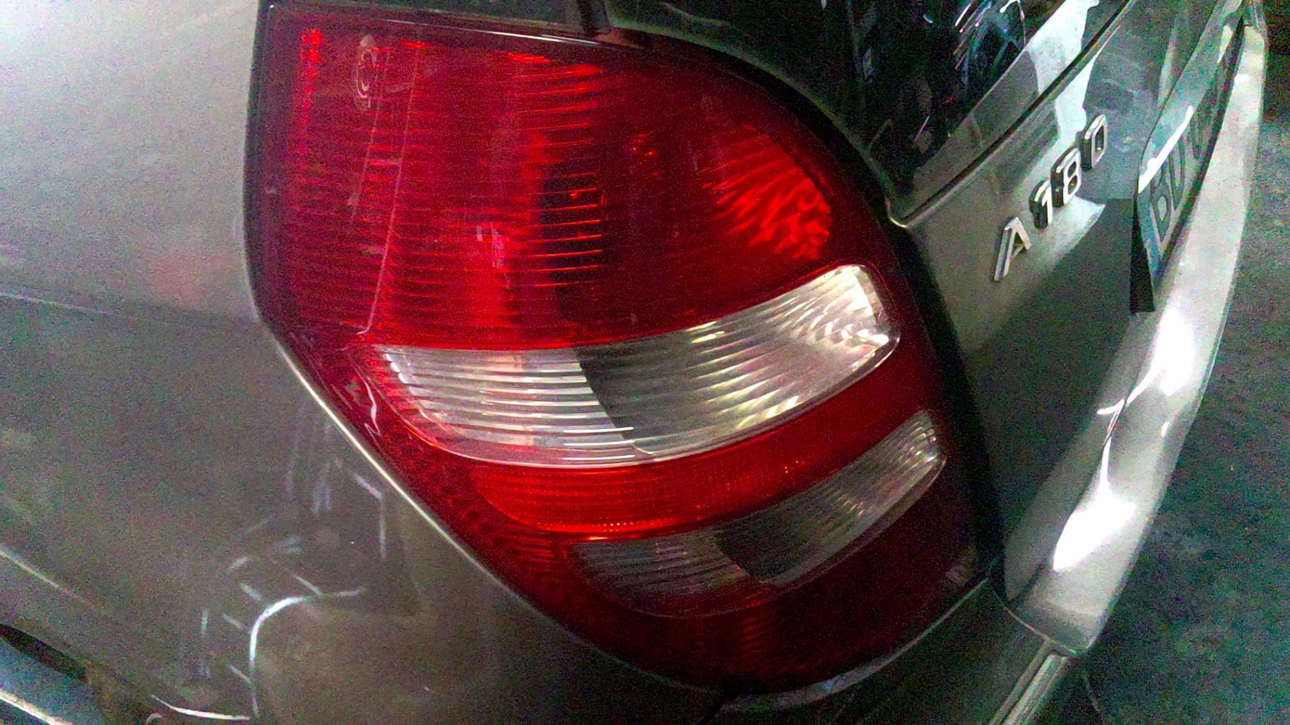 Fanale posteriore principale sinistro (luci) MERCEDES CLASSE A 169 PHASE 1 Diésel - 1